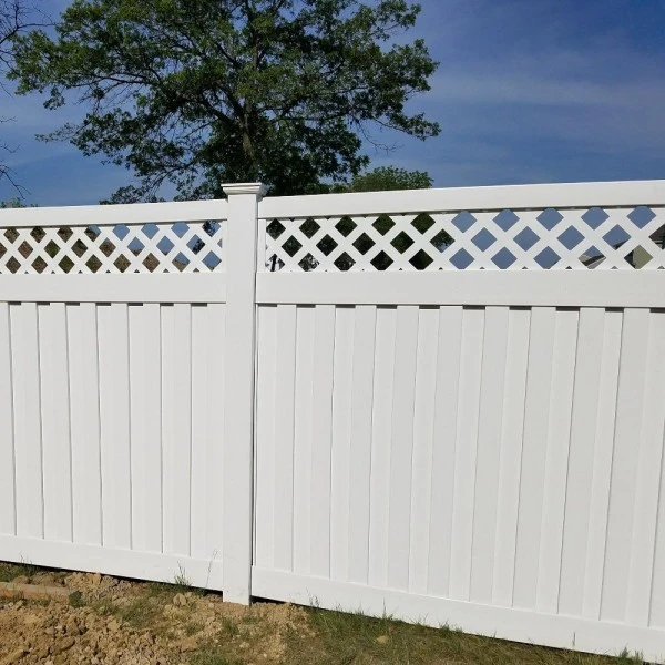 Vinyl Fence Lattice Top Privacy